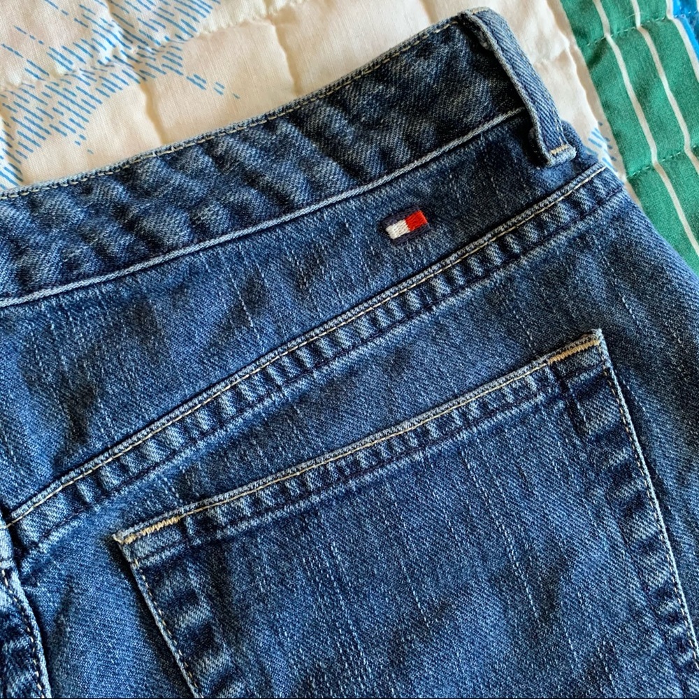 Tommy Hilfiger denim shorts - Picture 5 of 6